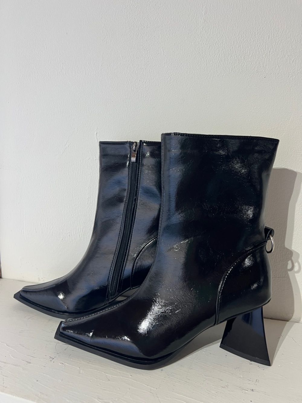 New- Women’s Black Patent Pointed Toe Ankle Boots